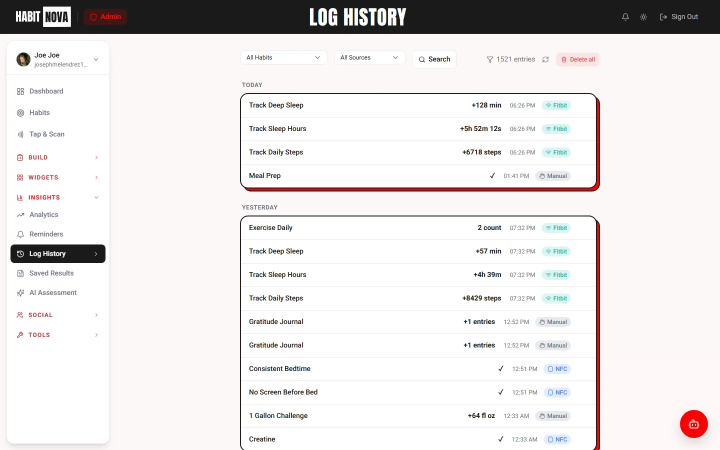 Screenshot: log history — grouped entries with source icons (desktop)